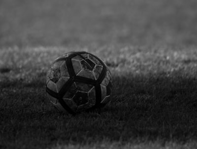 محمد صلاح اليومأحدث أخبار وأداء النجم المصري